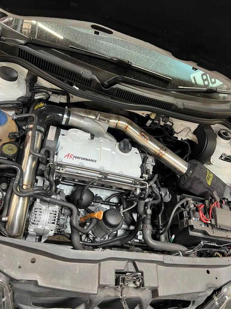 Bora custom intake and boost pipework